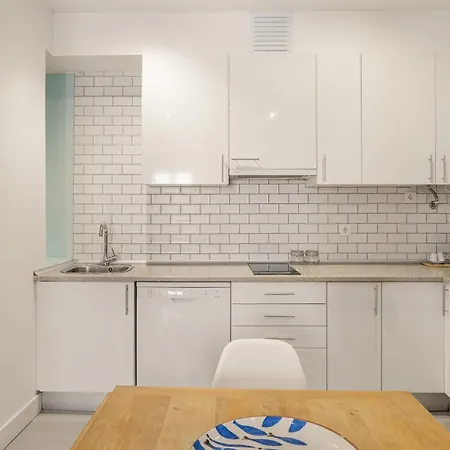 Joivy Inviting Flat Next To Carmo Convent Apartment *