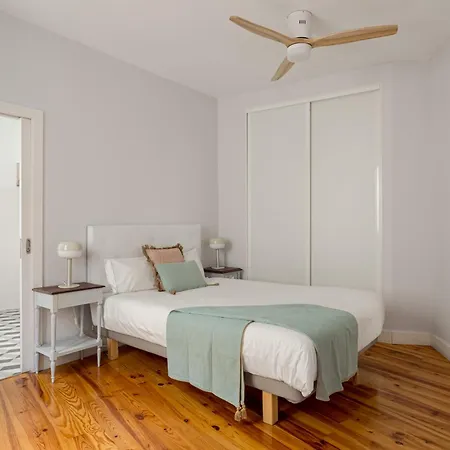 Joivy Inviting Flat Next To Carmo Convent Apartment *