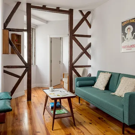 Joivy Inviting Flat Next To Carmo Convent *