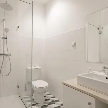 Guestready - Bright Flat Near Money Museum 리스본