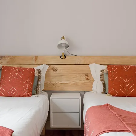 Apartment Joivy Inviting Flat Next To Carmo Convent