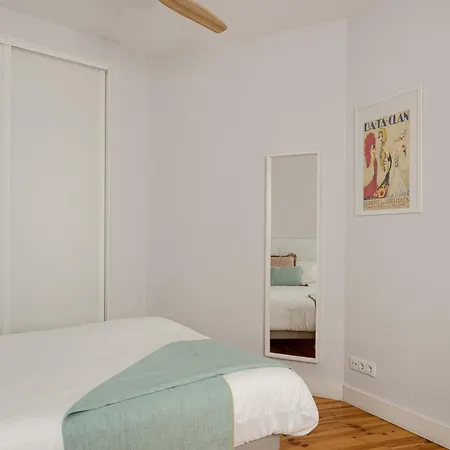 Joivy Inviting Flat Next To Carmo Convent Apartment
