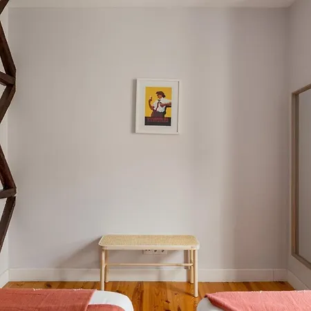 Guestready - Bright Flat Near Money Museum Lissabon